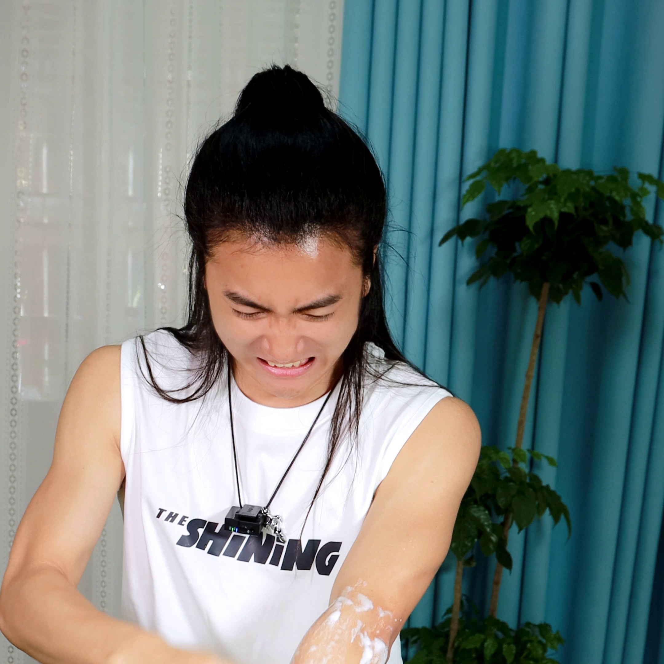 皮膚天生黑能美白嗎_天生皮膚黑美白針管用嗎_天生黑美白有用嗎