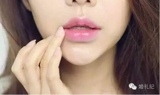 化妝上門錢一般多少_上門化妝多少錢一次_上門化妝一般多少錢