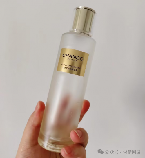 補水好的護膚品_護膚品補水好還是緊致好_護膚品補水好評語30字