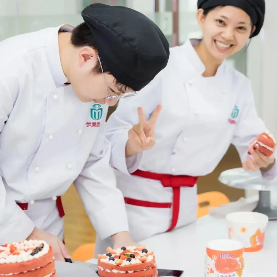 寶媽帶娃創(chuàng)業(yè)正能量簡(jiǎn)短的句子_帶娃創(chuàng)業(yè)的文案_寶媽帶娃創(chuàng)業(yè)文案